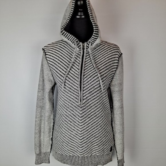 Trash Nouveau Other - Trash Nouveau 1/4 zip Hoodie Sz S